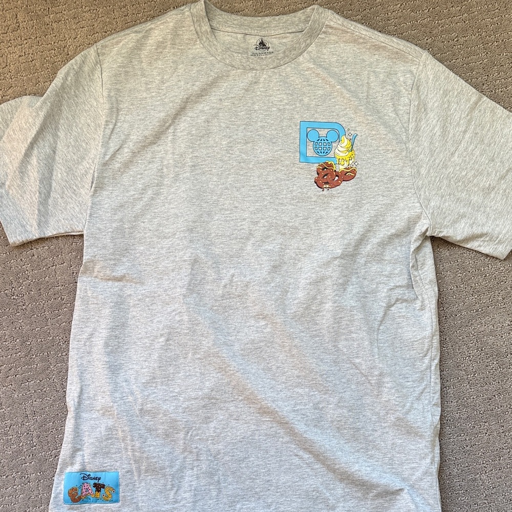 🥨🍦Disney World Eats T-Shirt - Unisex medium